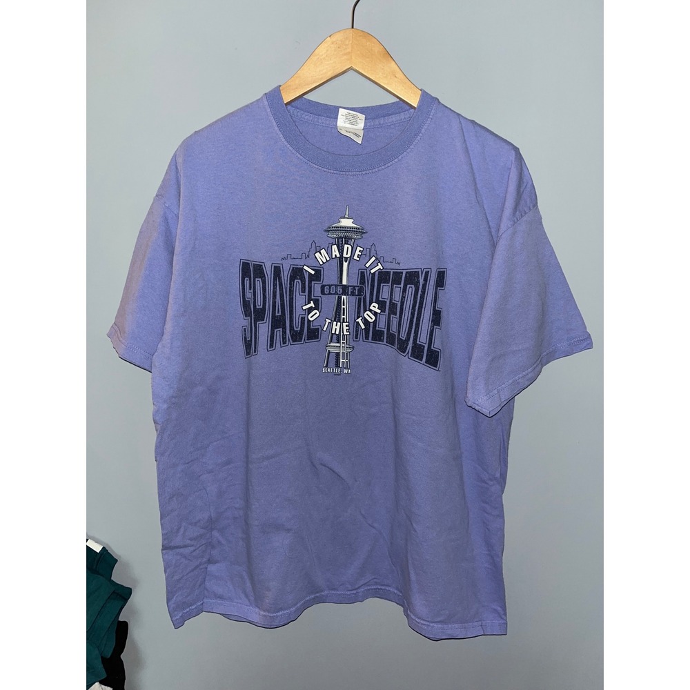 Space Needle Seattle WA Graphic‎ T Shirt Purple I Made It To The Top